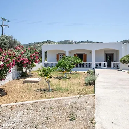 Feriehus Debbie's With Sunset