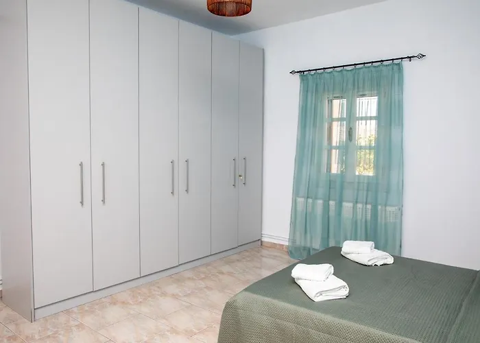 Debbie's With Sunset Tatil Evi *