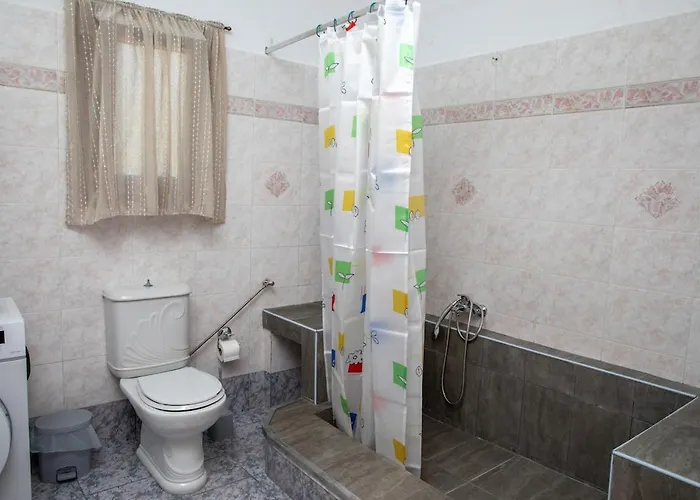 Debbie's With Sunset Tatil Evi *